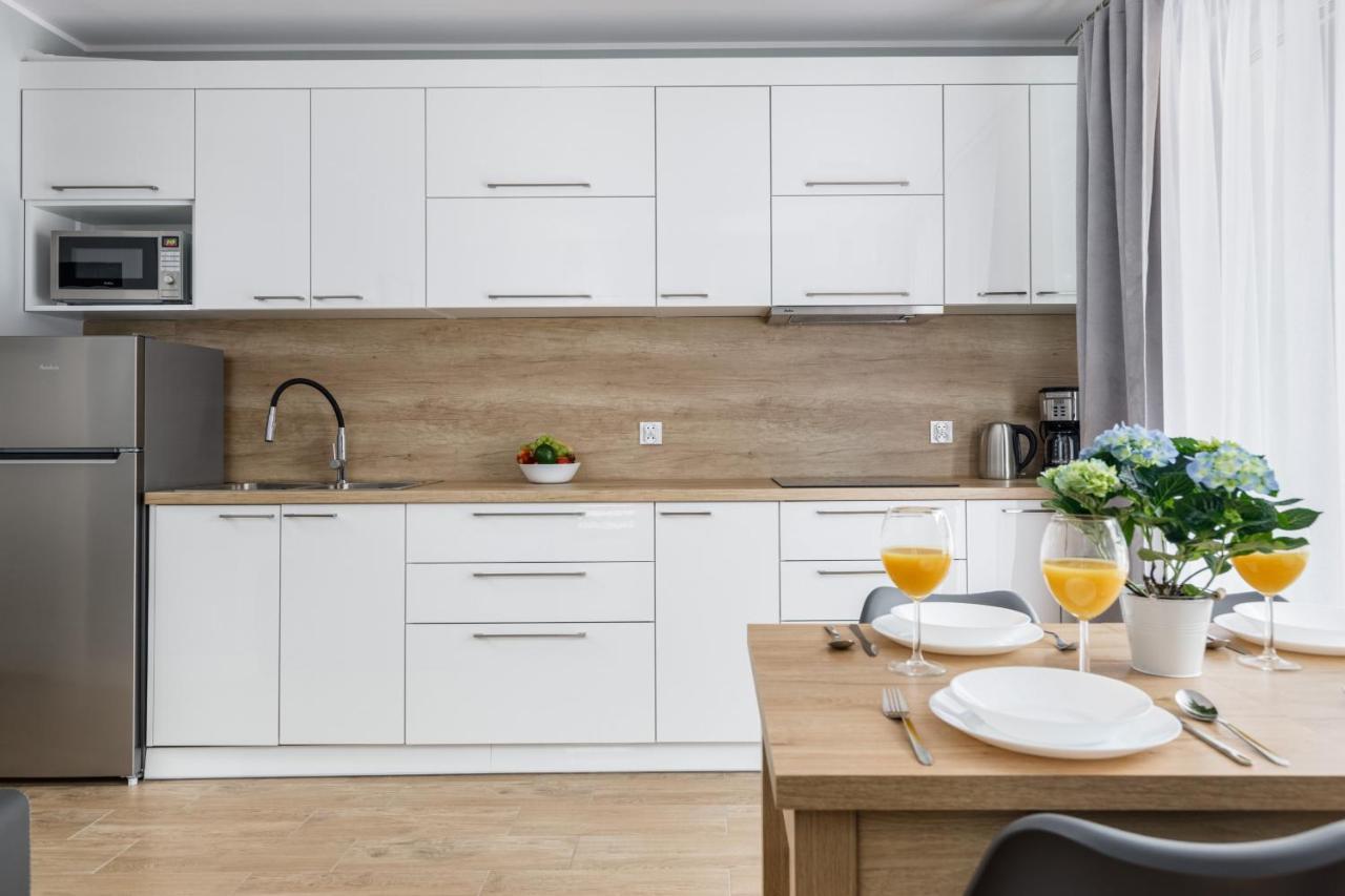 Apartment With Parking 500 M From The Sea By Noclegi Renters Międzywodzie Exterior foto