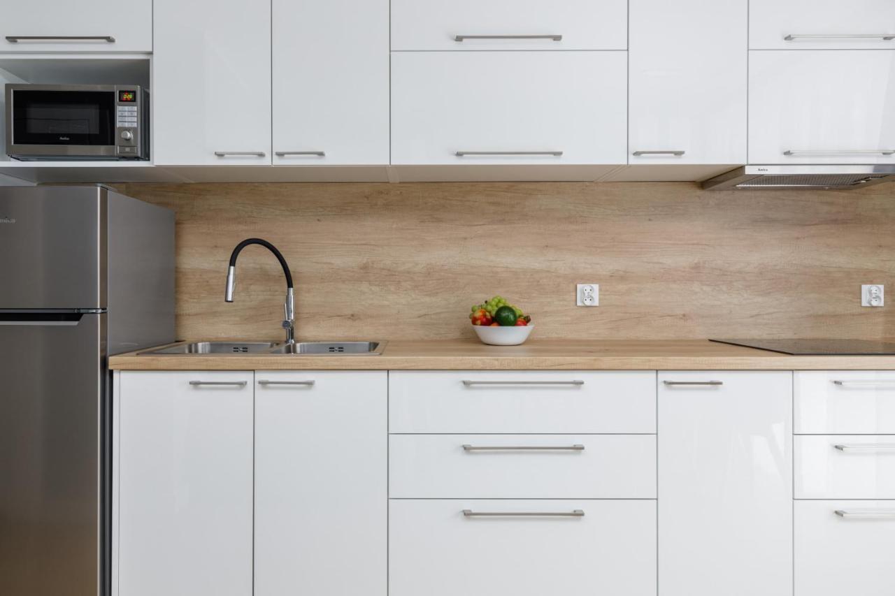 Apartment With Parking 500 M From The Sea By Noclegi Renters Międzywodzie Exterior foto