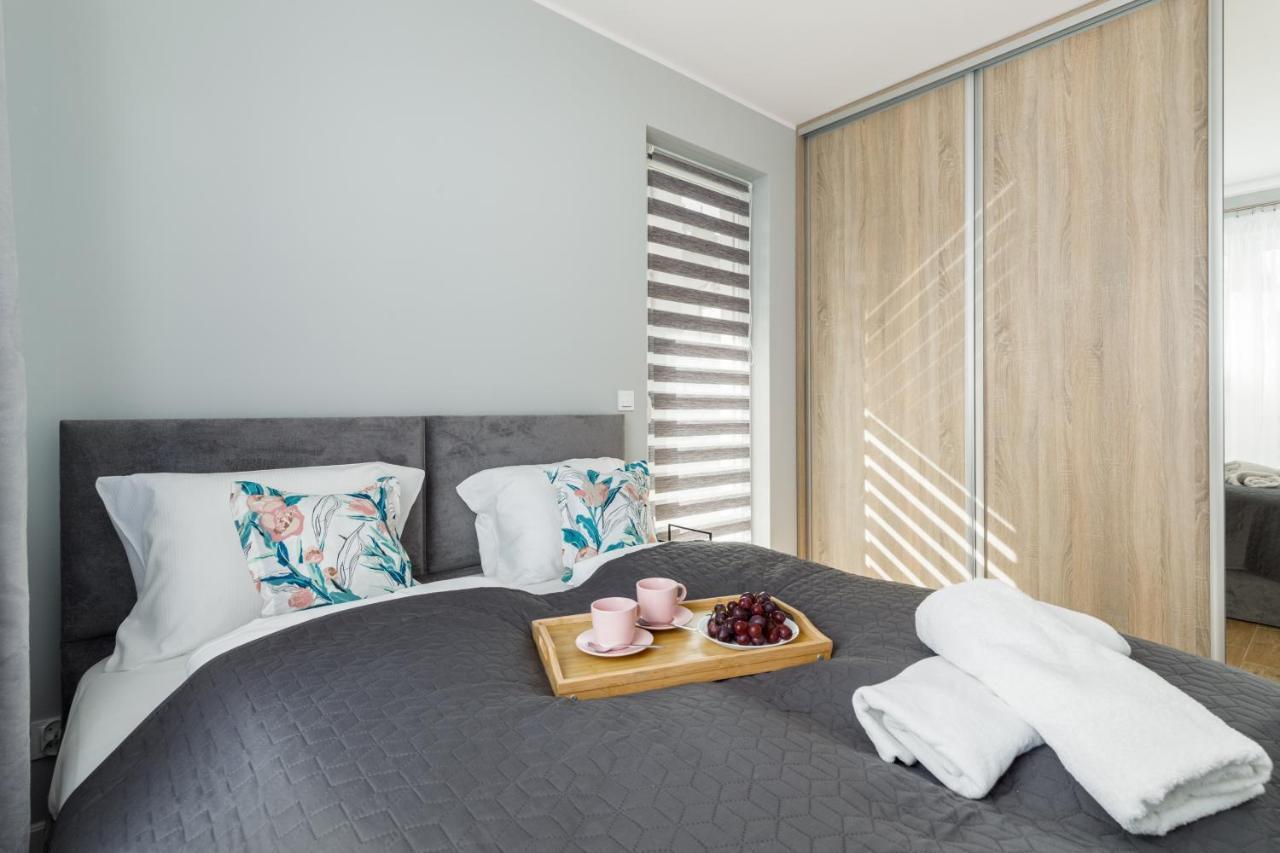 Apartment With Parking 500 M From The Sea By Noclegi Renters Międzywodzie Exterior foto
