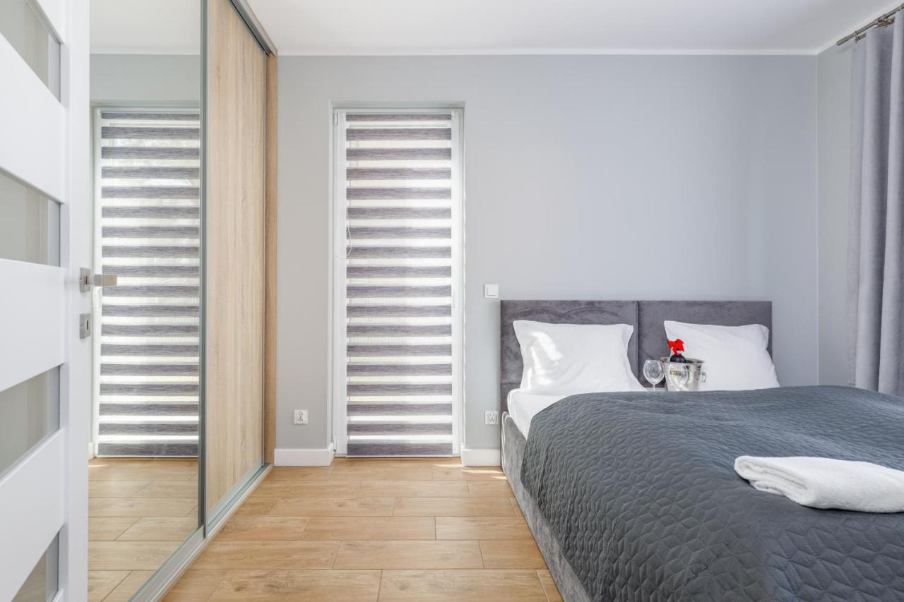 Apartment With Parking 500 M From The Sea By Noclegi Renters Międzywodzie Exterior foto