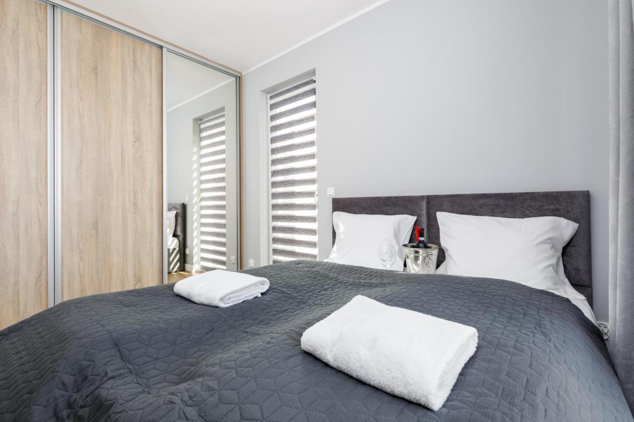 Apartment With Parking 500 M From The Sea By Noclegi Renters Międzywodzie Exterior foto